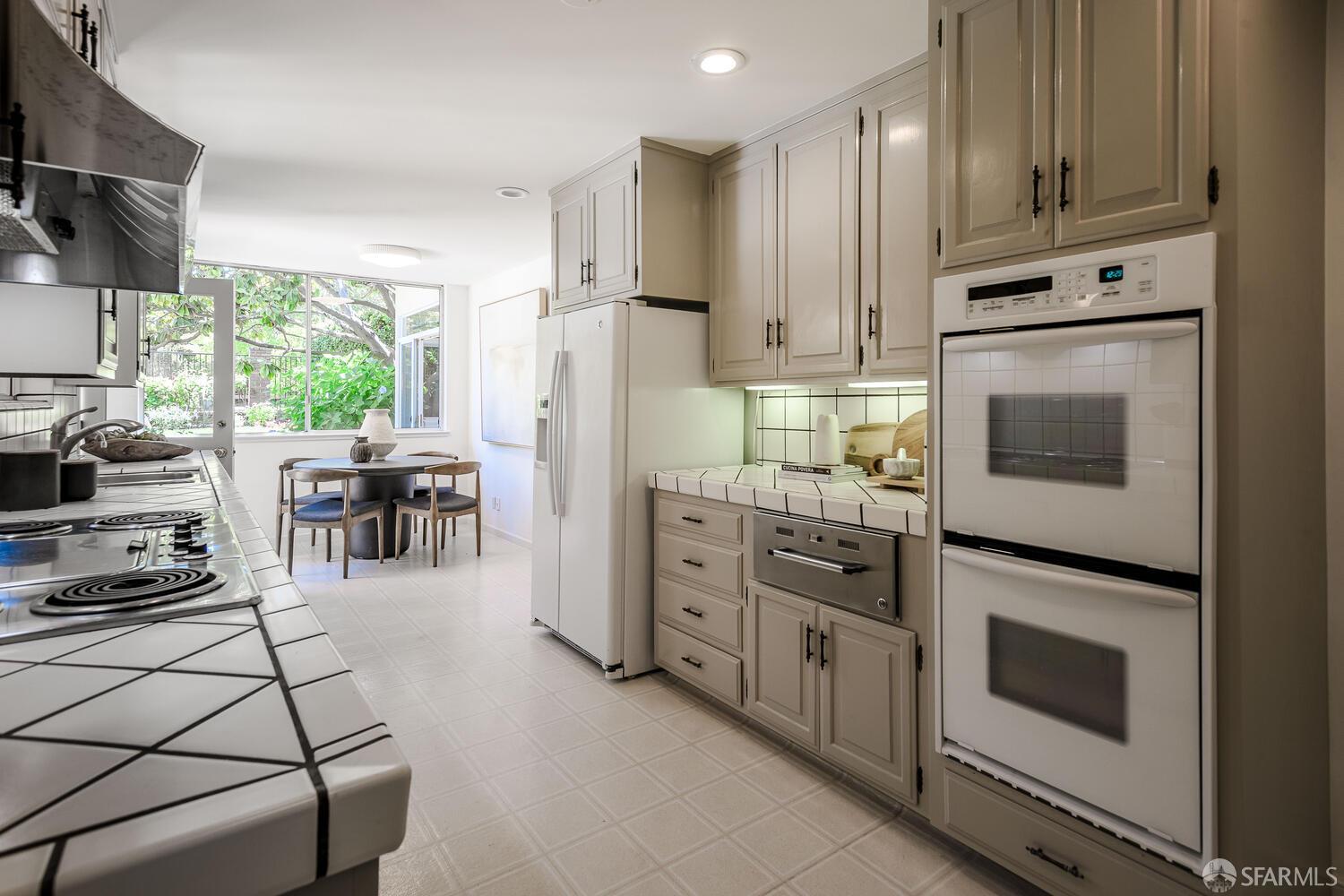 Detail Gallery Image 27 of 79 For 1745 Crockett Ln, Hillsborough,  CA 94010 - 5 Beds | 4 Baths