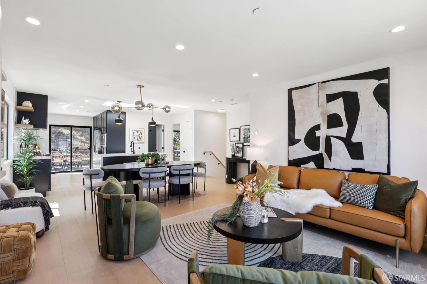 Detail Gallery Image 9 of 60 For 134 Canterbury Ave, Daly City,  CA 94015 - 4 Beds | 4 Baths