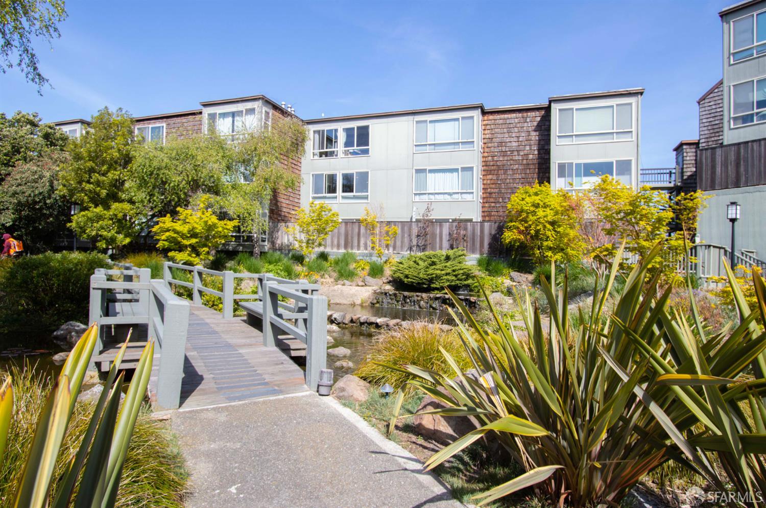 Detail Gallery Image 2 of 25 For 95 Red Rock Way 103m,  San Francisco,  CA 94131 - 0 Beds | 1 Baths