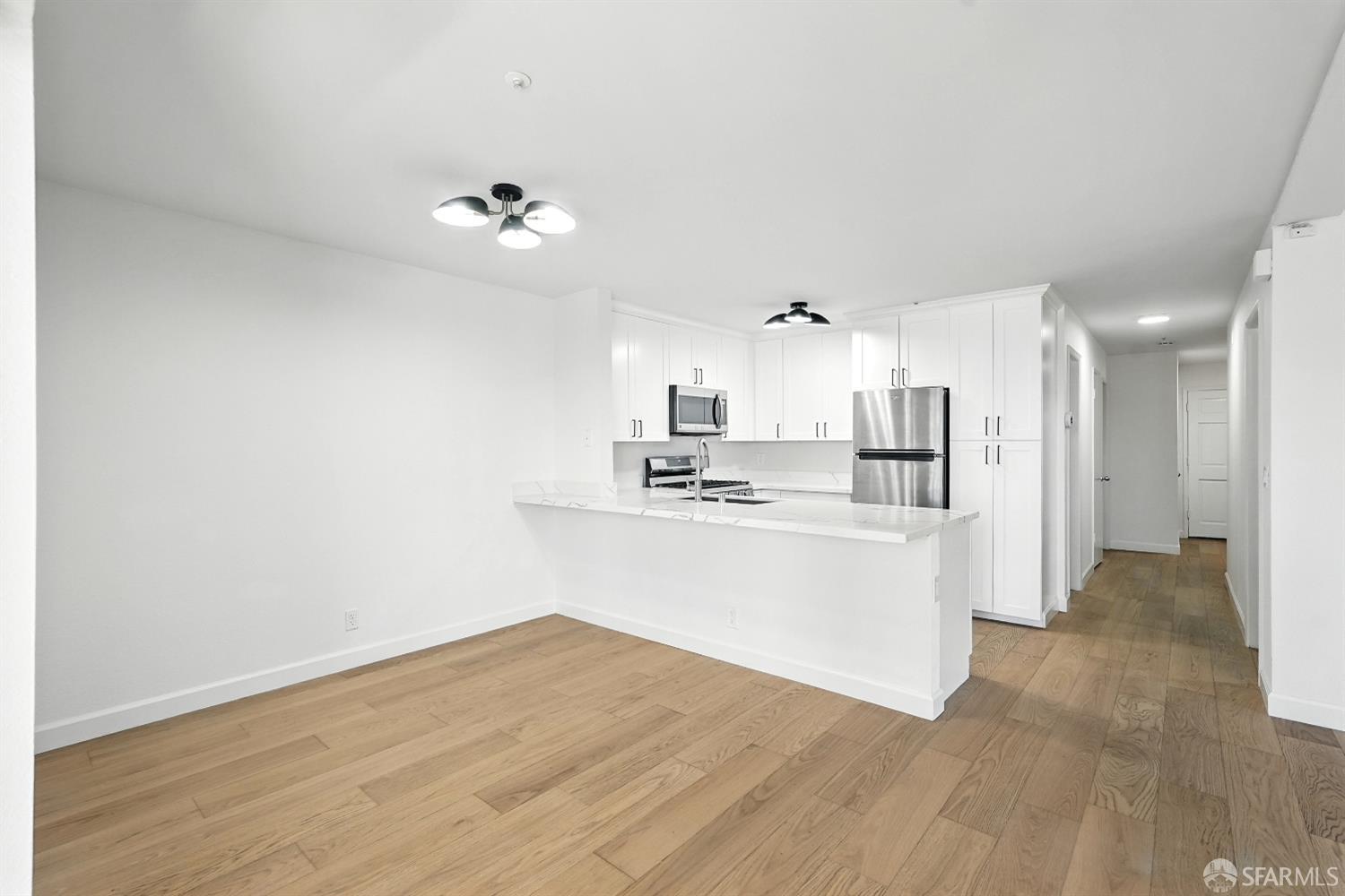 Detail Gallery Image 11 of 37 For 2204 Wildflower Ct, Daly City,  CA 94014 - 2 Beds | 2 Baths
