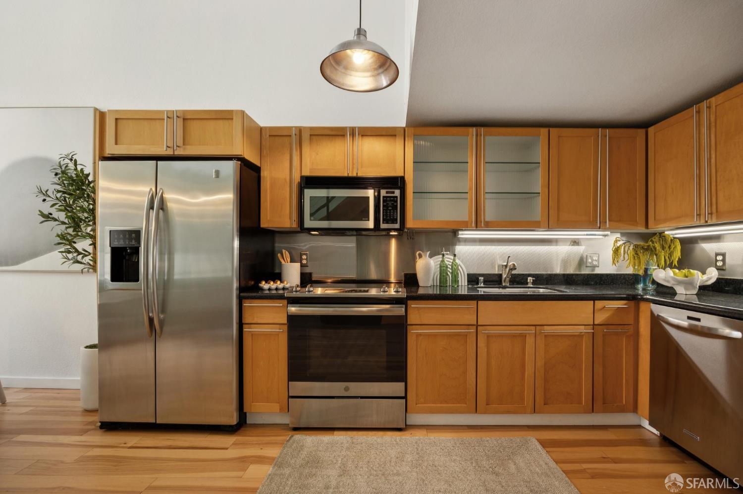 Photo #12: 425067644 Listing: Photo #12