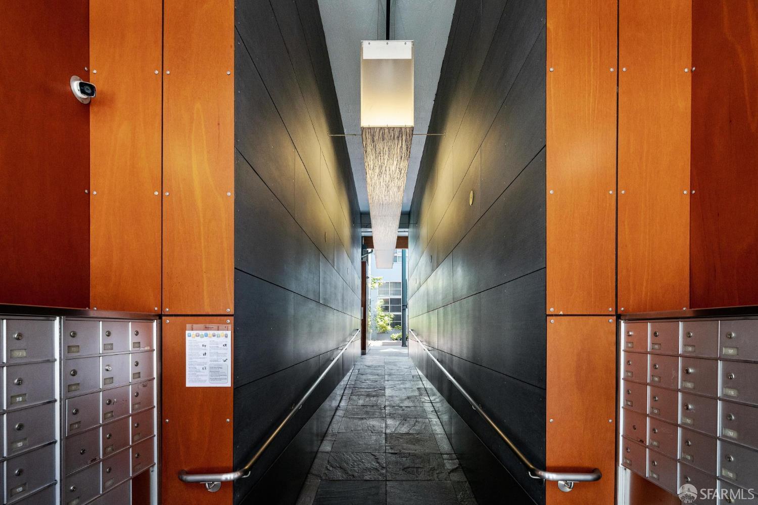 Detail Gallery Image 37 of 52 For 175 Bluxome St #301,  San Francisco,  CA 94107 - 2 Beds | 2 Baths