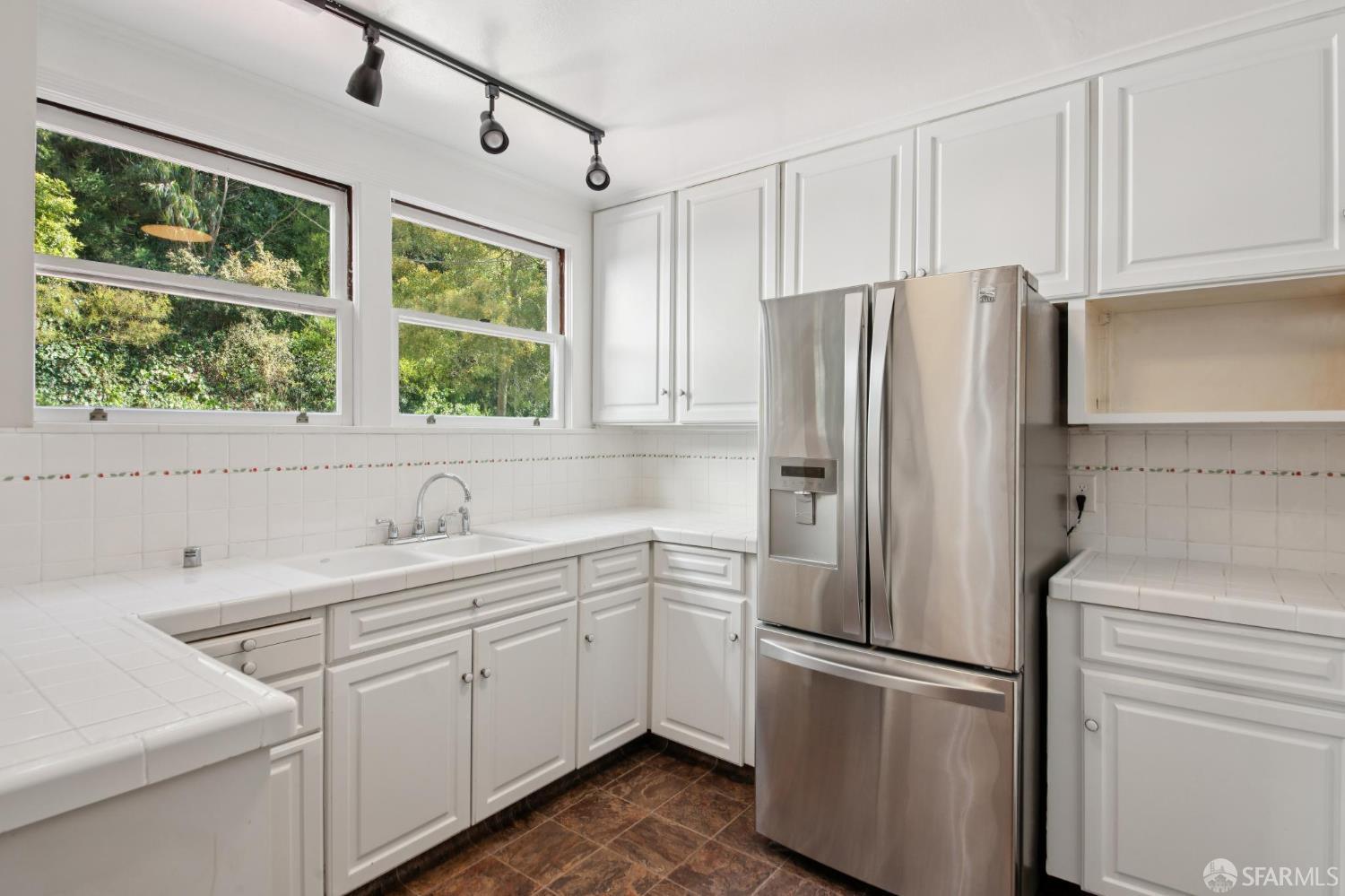 Detail Gallery Image 20 of 51 For 75 San Jacinto Way, San Francisco,  CA 94127 - 4 Beds | 3/1 Baths