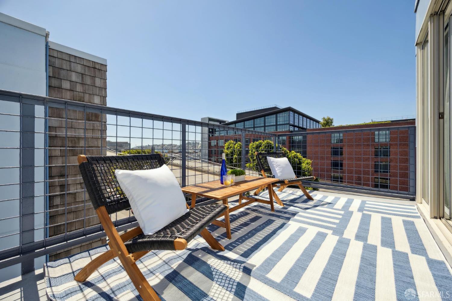 Detail Gallery Image 20 of 52 For 175 Bluxome St #301,  San Francisco,  CA 94107 - 2 Beds | 2 Baths