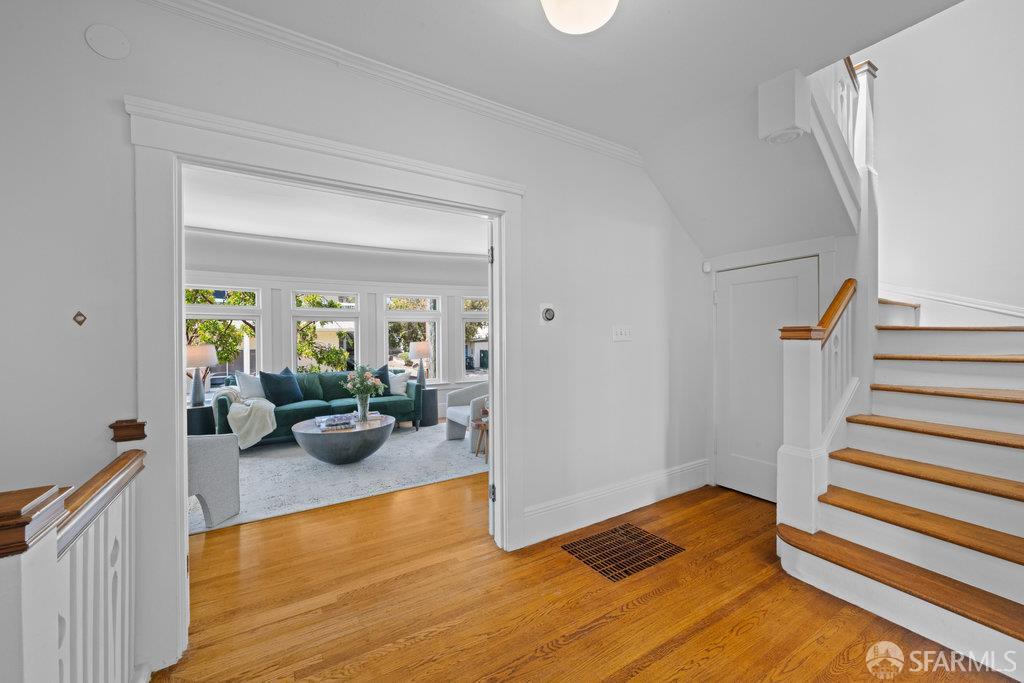 Detail Gallery Image 9 of 69 For 728 24th Ave, San Francisco,  CA 94121 - 3 Beds | 2/1 Baths