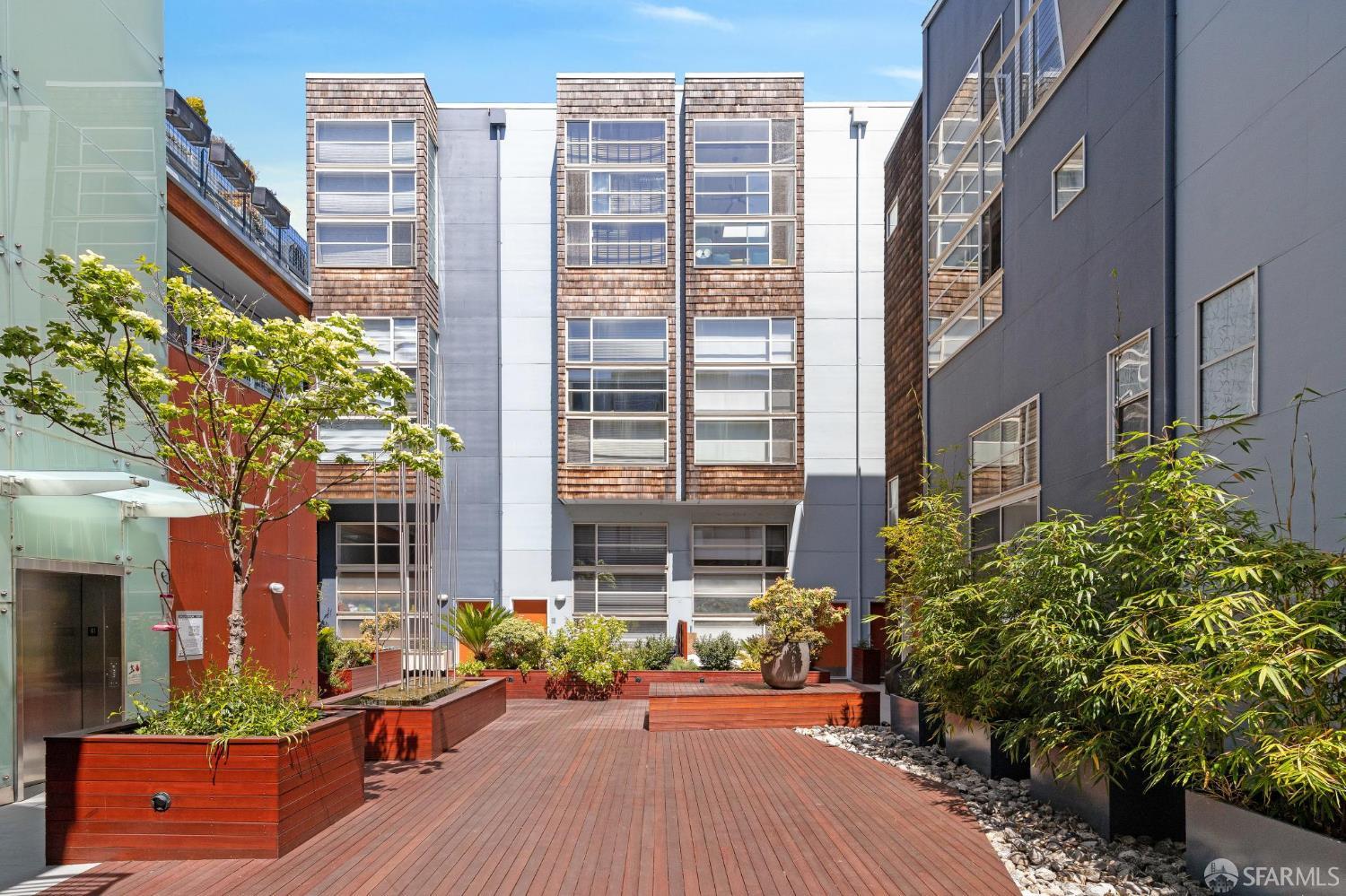 Photo #36: 425067644 Listing: Photo #36