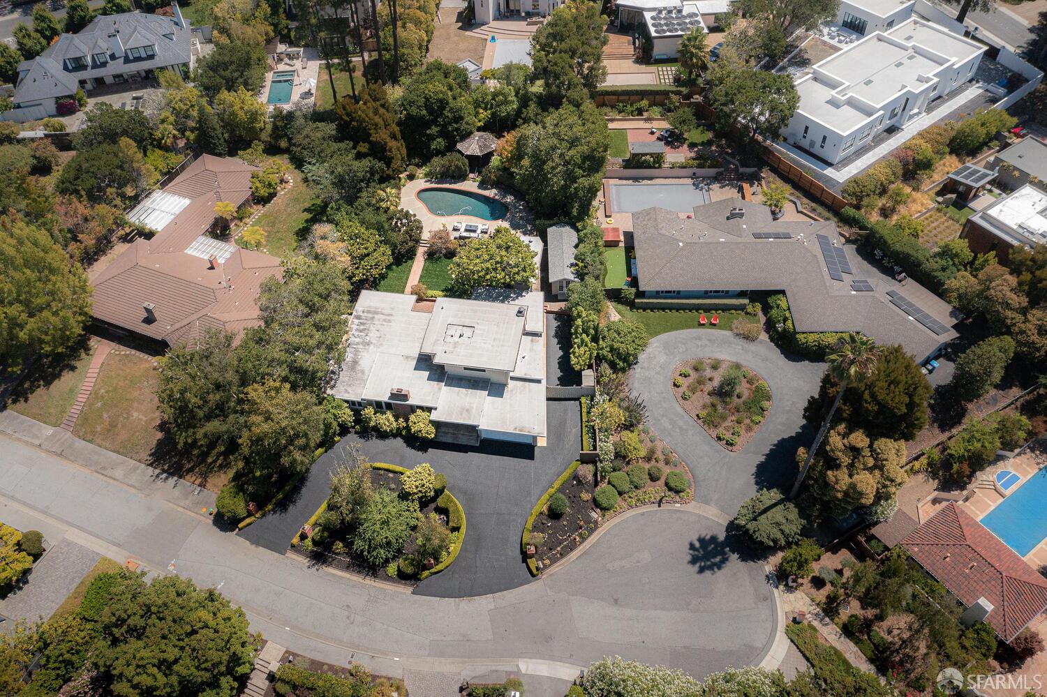 Detail Gallery Image 70 of 79 For 1745 Crockett Ln, Hillsborough,  CA 94010 - 5 Beds | 4 Baths