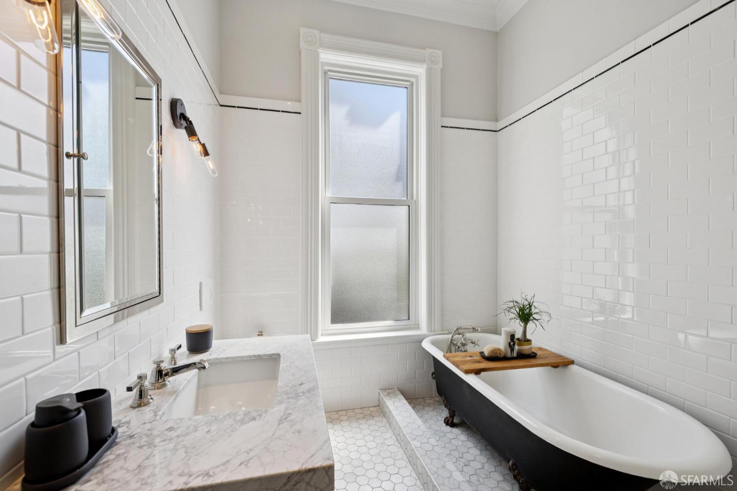 Detail Gallery Image 50 of 61 For 620 Haight St, San Francisco,  CA 94117 - 3 Beds | 2 Baths