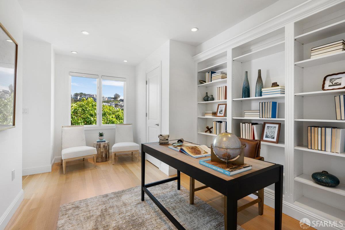 Detail Gallery Image 25 of 56 For 1187 Stanyan St, San Francisco,  CA 94117 - 5 Beds | 4/1 Baths