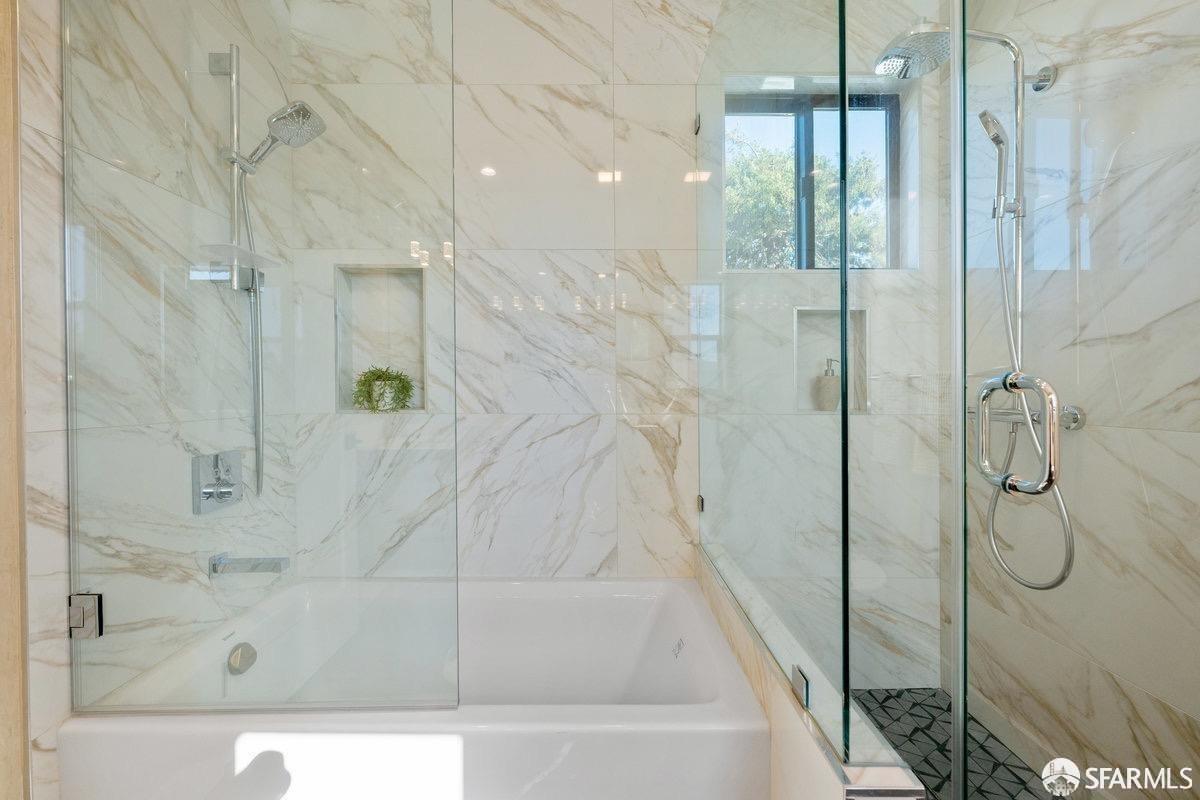 Detail Gallery Image 21 of 27 For 2219 Bryant St a,  San Francisco,  CA 94110 - 5 Beds | 4 Baths
