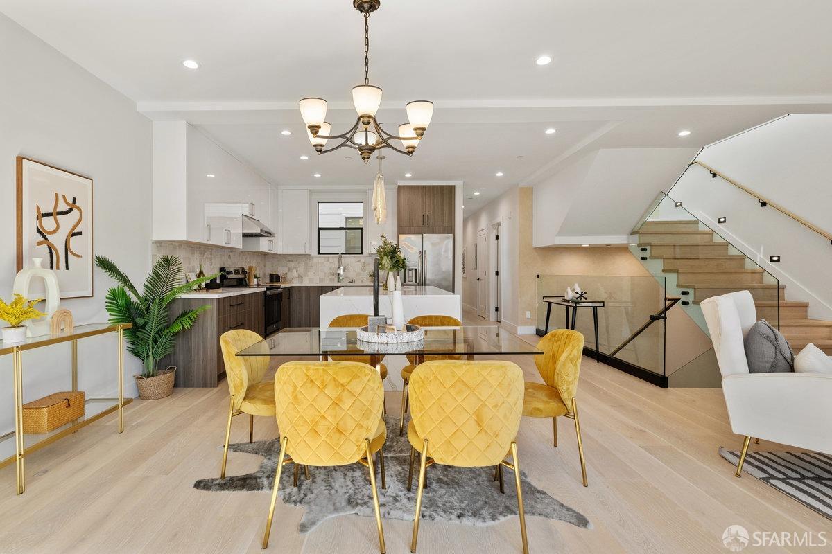 Detail Gallery Image 2 of 27 For 2219 Bryant St a,  San Francisco,  CA 94110 - 5 Beds | 4 Baths