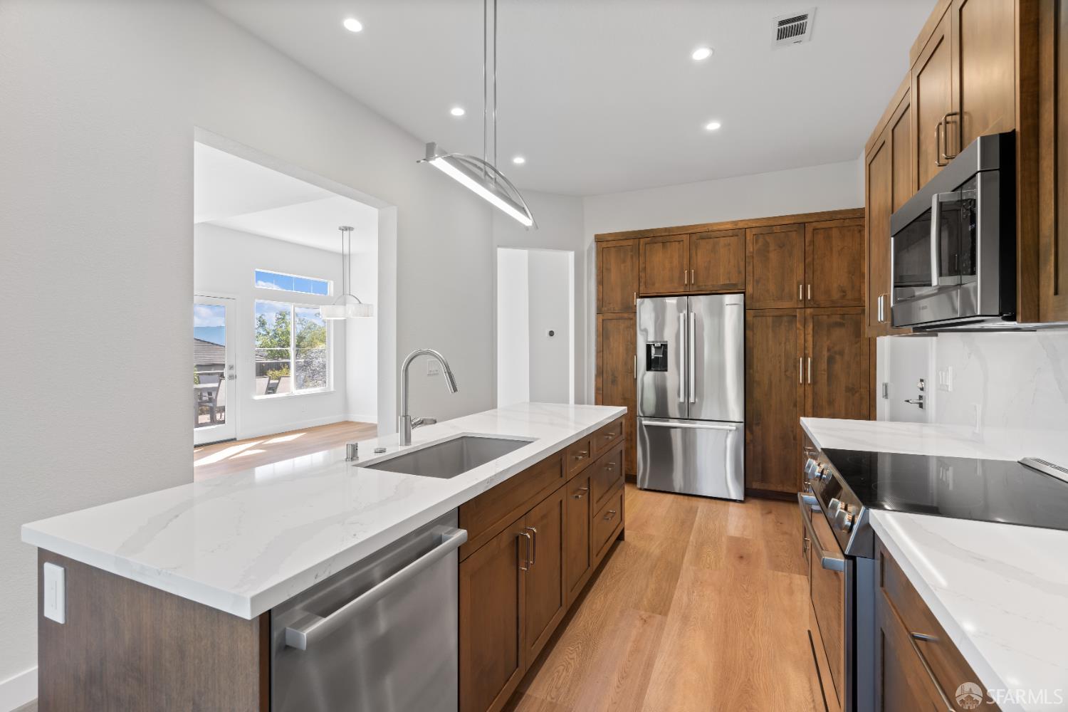 Detail Gallery Image 22 of 54 For 8779 Fruit Barn Ln, San Jose,  CA 95135 - 2 Beds | 2 Baths