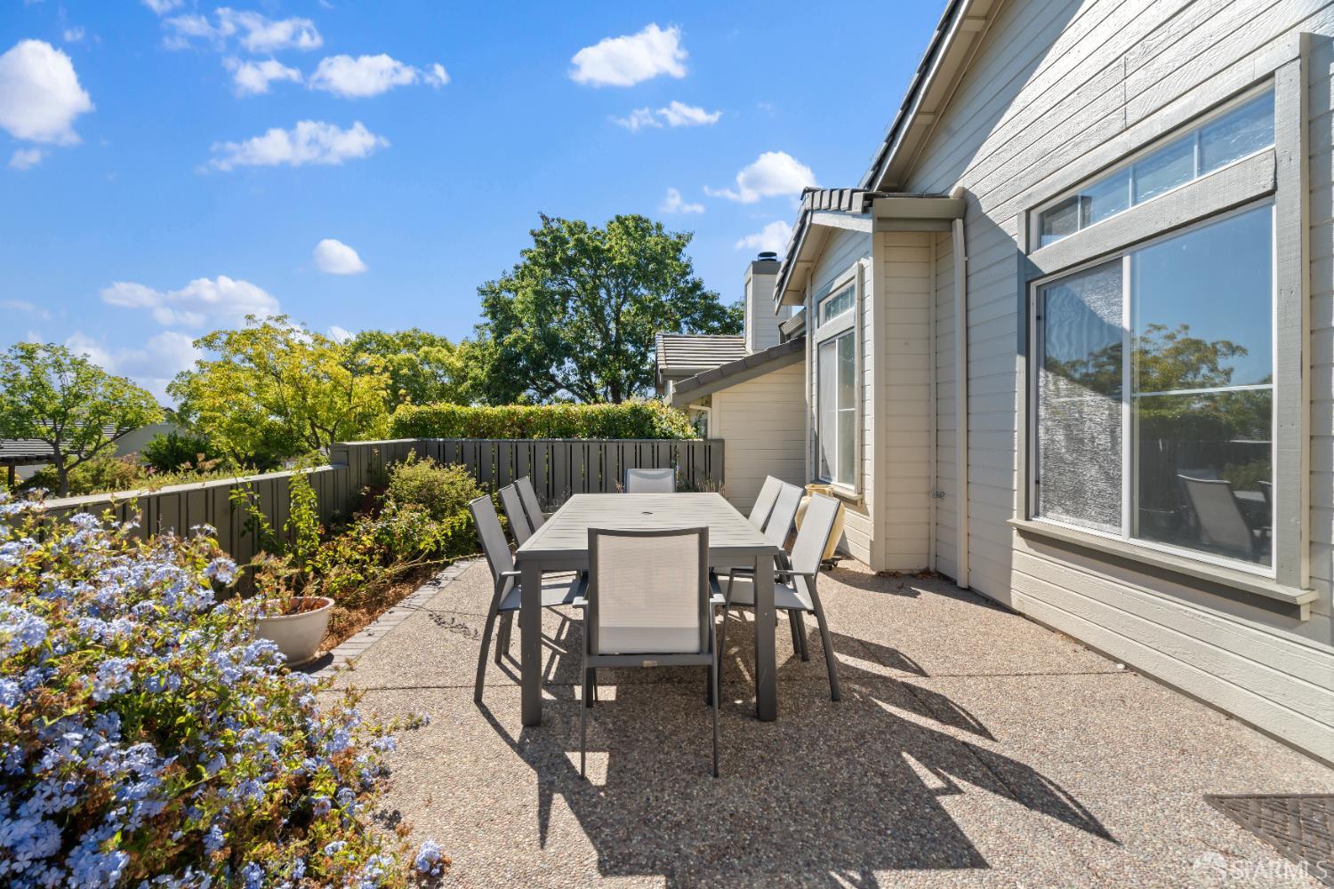 Detail Gallery Image 41 of 54 For 8779 Fruit Barn Ln, San Jose,  CA 95135 - 2 Beds | 2 Baths