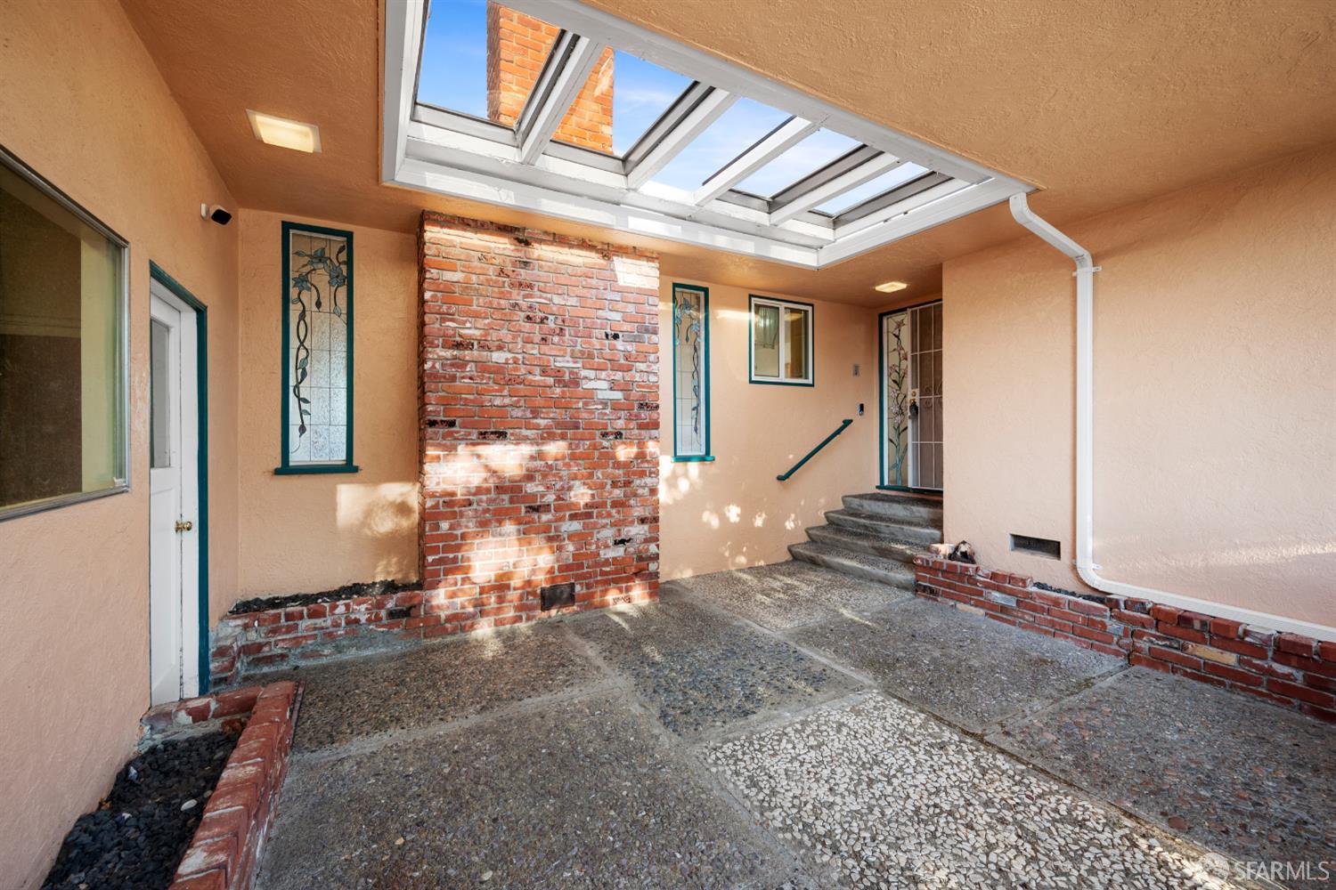 Detail Gallery Image 4 of 54 For 4257 Heights Ave, Pittsburg,  CA 94565 - 4 Beds | 3 Baths