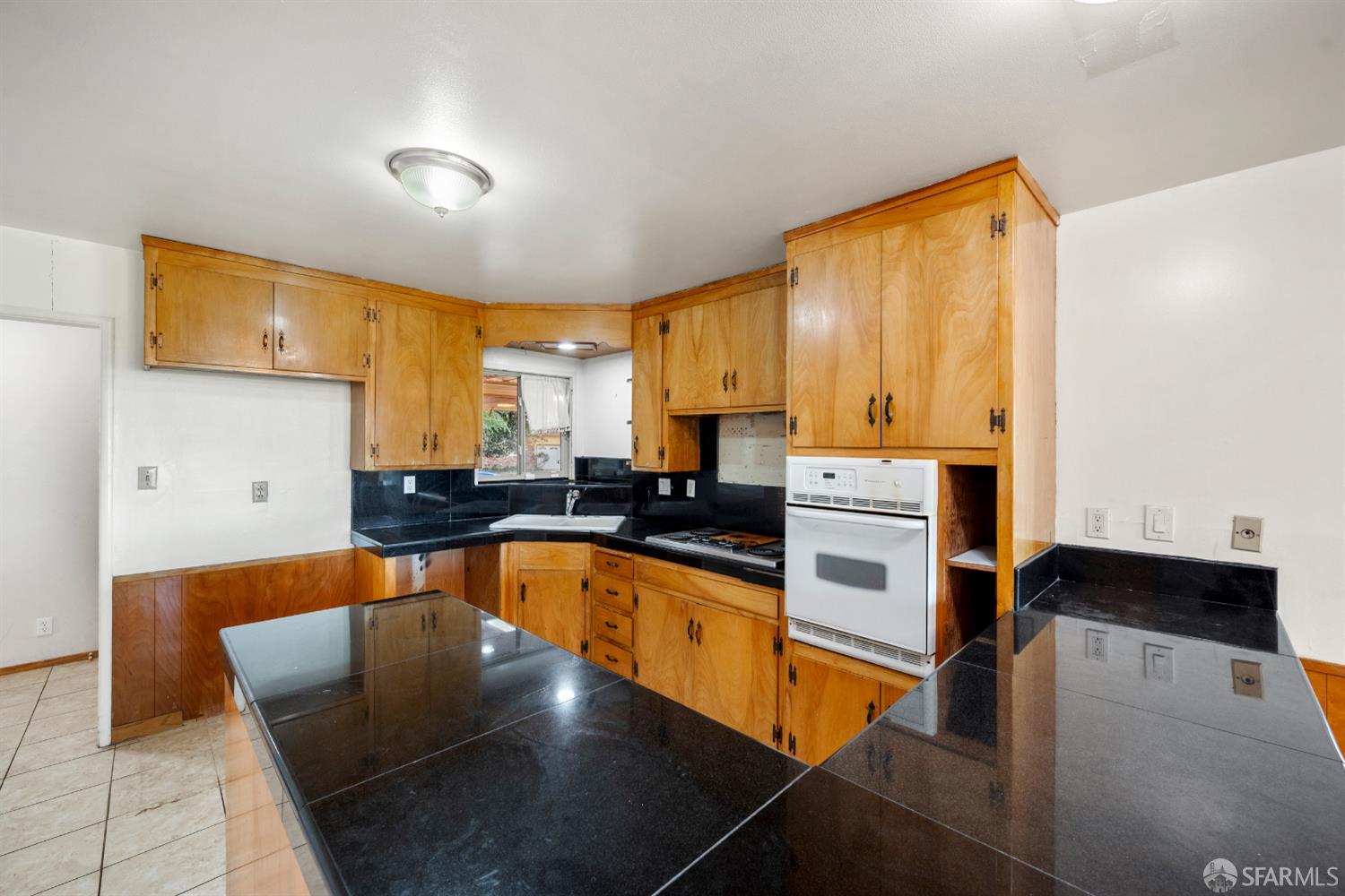 Detail Gallery Image 8 of 54 For 4257 Heights Ave, Pittsburg,  CA 94565 - 4 Beds | 3 Baths