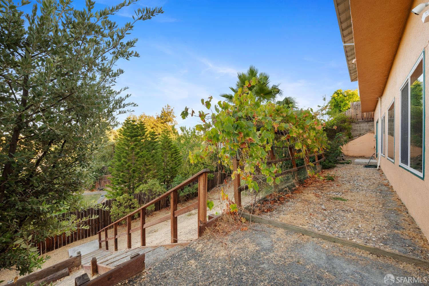 Detail Gallery Image 40 of 54 For 4257 Heights Ave, Pittsburg,  CA 94565 - 4 Beds | 3 Baths