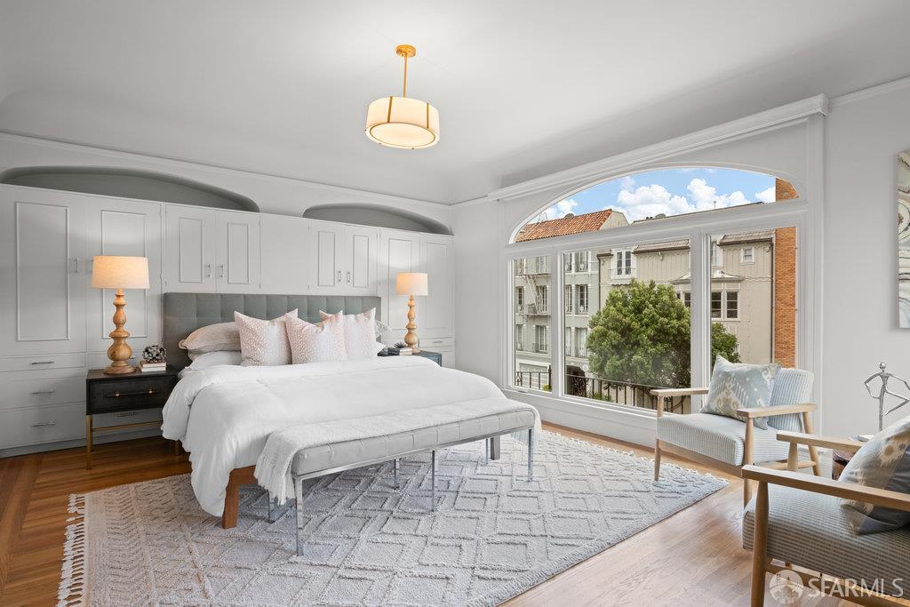 Detail Gallery Image 31 of 54 For 2270 Beach St, San Francisco,  CA 94123 - 3 Beds | 3/1 Baths