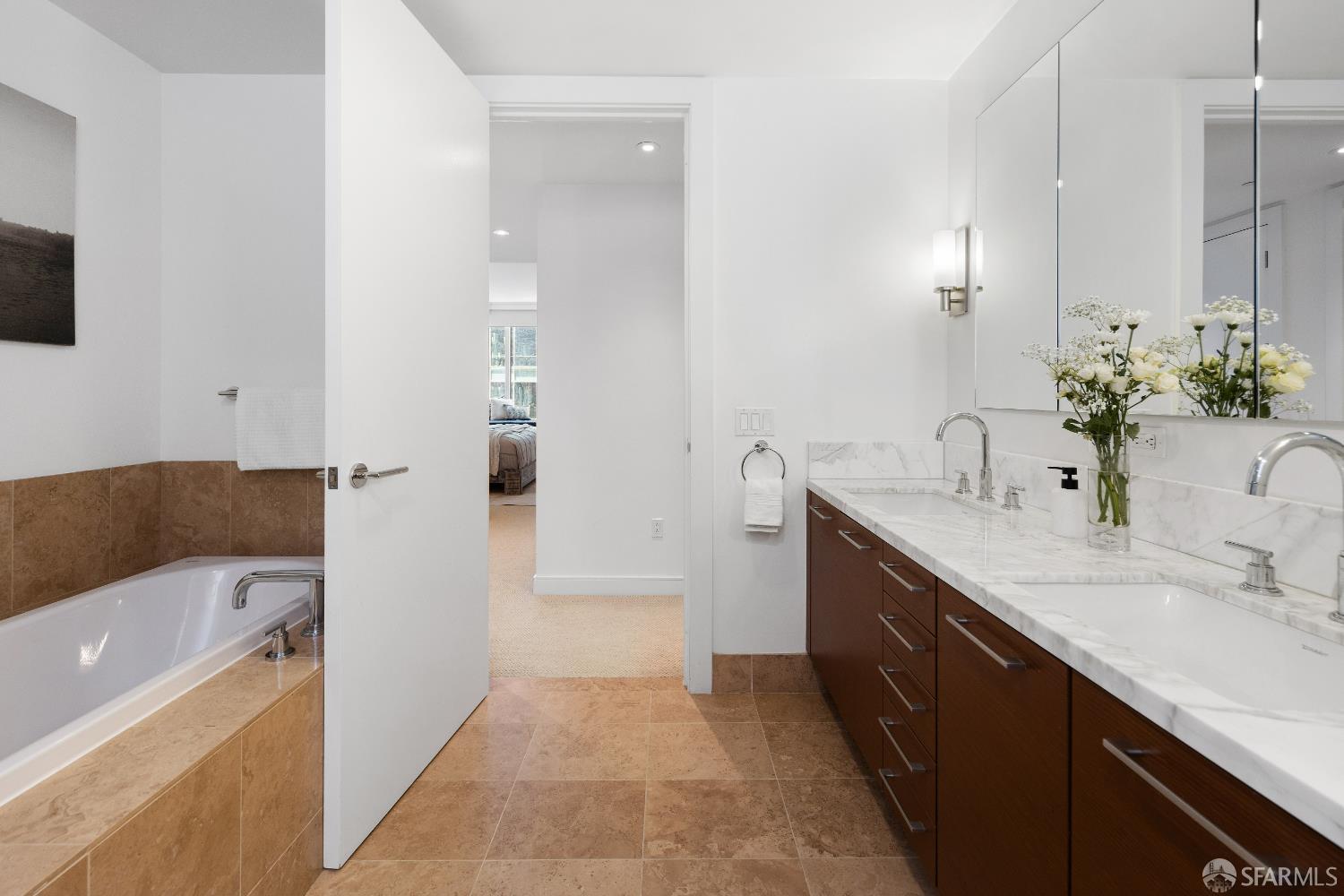 Detail Gallery Image 17 of 36 For 301 Mission St 30a,  San Francisco,  CA 94105 - 2 Beds | 2 Baths