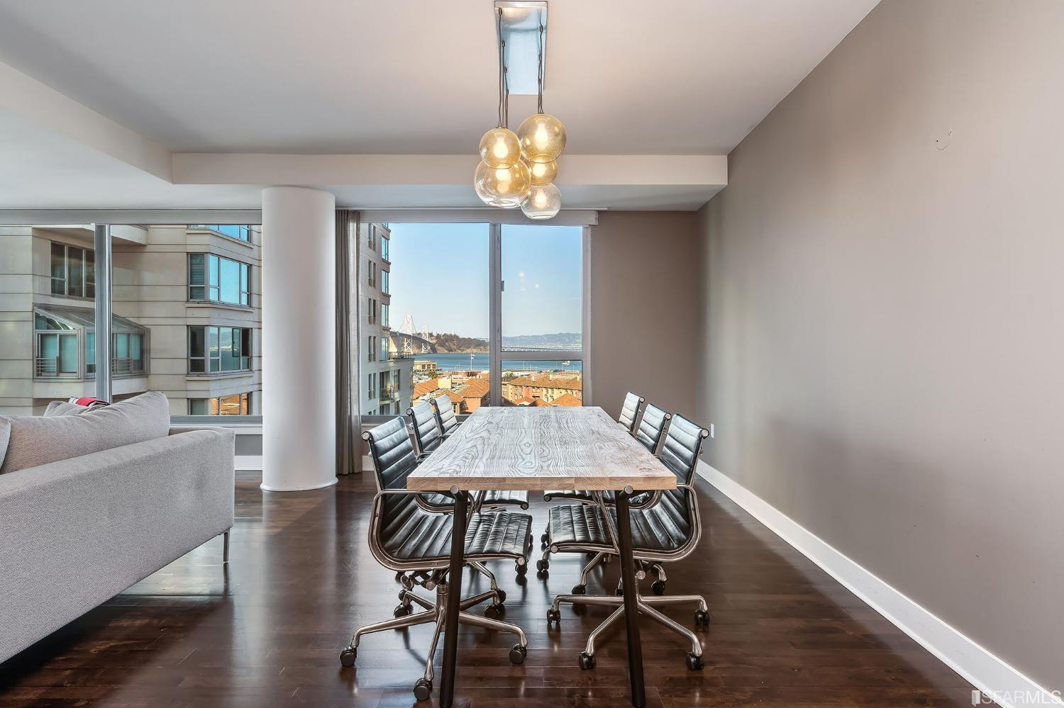 Detail Gallery Image 5 of 19 For 229 Brannan St 7a,  San Francisco,  CA 94105 - 2 Beds | 2 Baths
