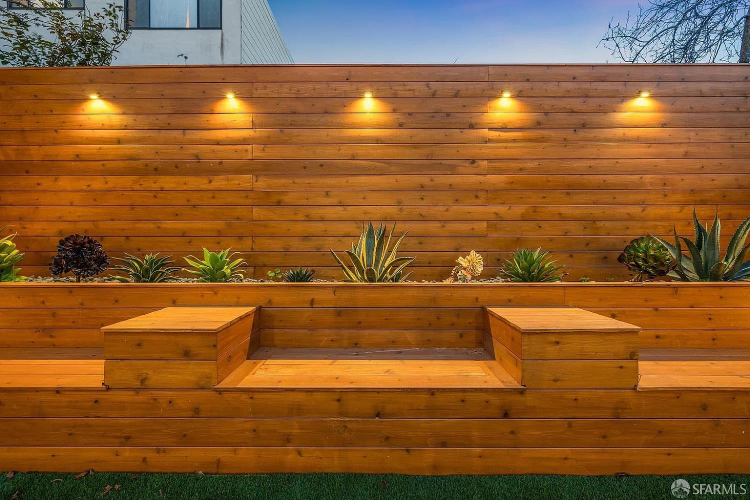 Detail Gallery Image 60 of 95 For 172 18th Ave #94121,  San Francisco,  CA 94121 - 7 Beds | 6/1 Baths