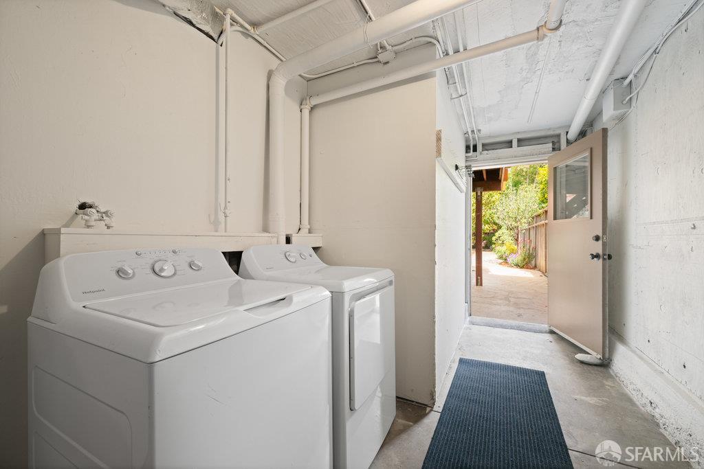 Detail Gallery Image 45 of 54 For 2270 Beach St, San Francisco,  CA 94123 - 3 Beds | 3/1 Baths
