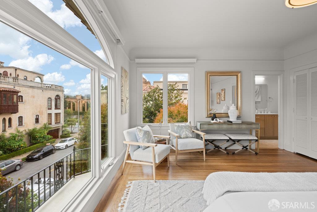 Detail Gallery Image 33 of 54 For 2270 Beach St, San Francisco,  CA 94123 - 3 Beds | 3/1 Baths