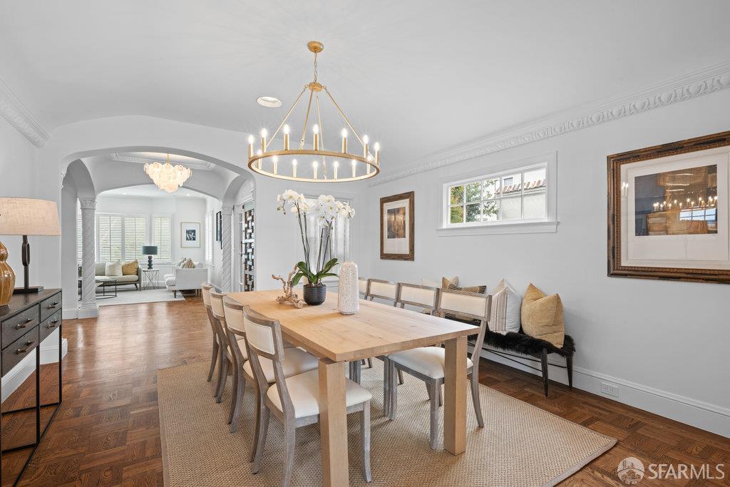 Detail Gallery Image 13 of 54 For 2270 Beach St, San Francisco,  CA 94123 - 3 Beds | 3/1 Baths
