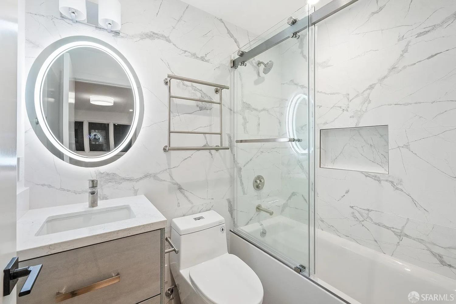 Detail Gallery Image 70 of 95 For 172 18th Ave #94121,  San Francisco,  CA 94121 - 7 Beds | 6/1 Baths