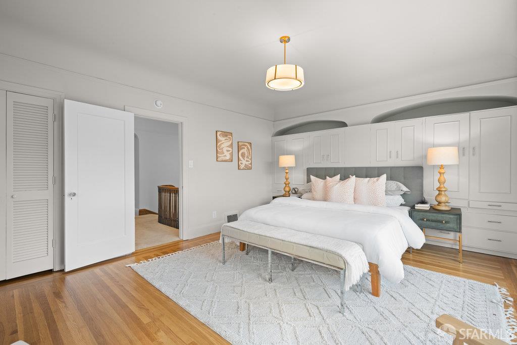 Detail Gallery Image 32 of 54 For 2270 Beach St, San Francisco,  CA 94123 - 3 Beds | 3/1 Baths