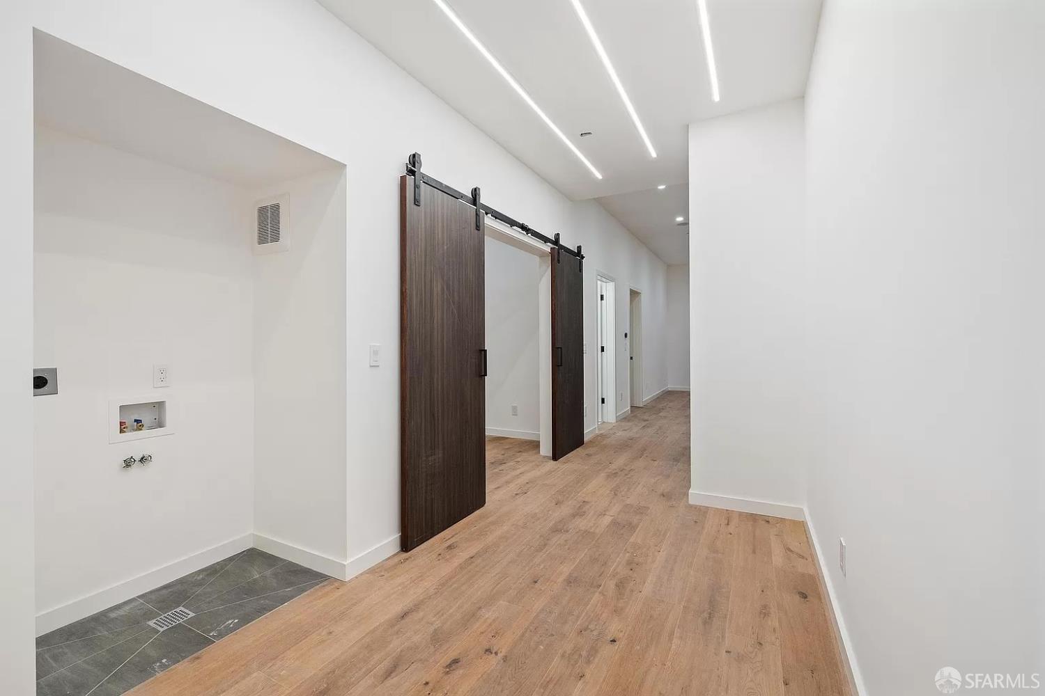 Detail Gallery Image 63 of 95 For 172 18th Ave #94121,  San Francisco,  CA 94121 - 7 Beds | 6/1 Baths