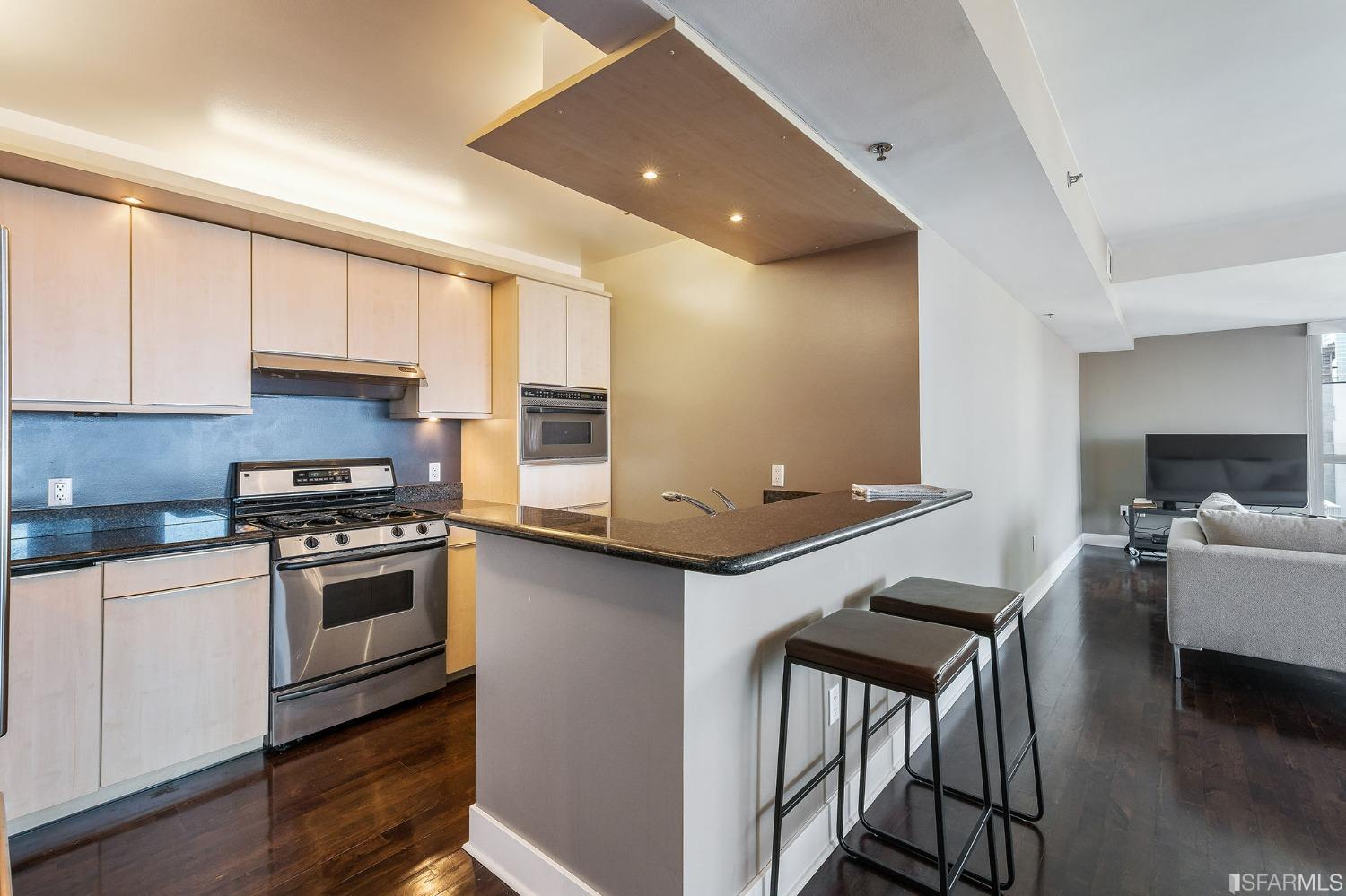 Detail Gallery Image 9 of 19 For 229 Brannan St 7a,  San Francisco,  CA 94105 - 2 Beds | 2 Baths
