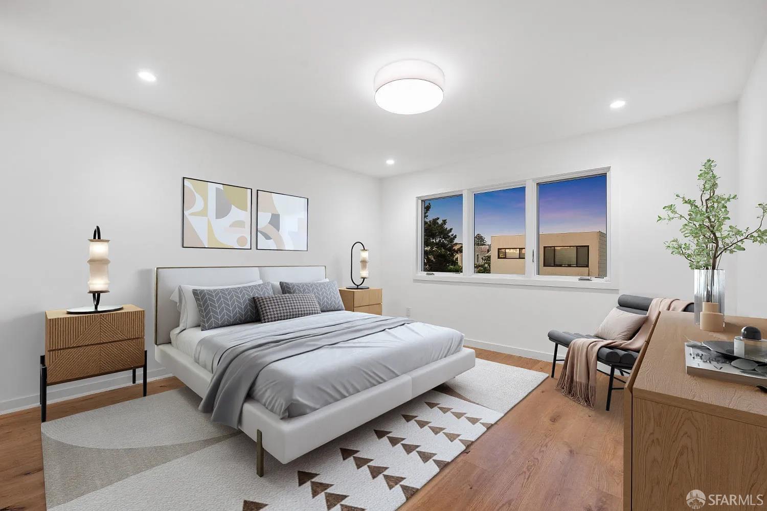 Detail Gallery Image 18 of 95 For 172 18th Ave #94121,  San Francisco,  CA 94121 - 7 Beds | 6/1 Baths
