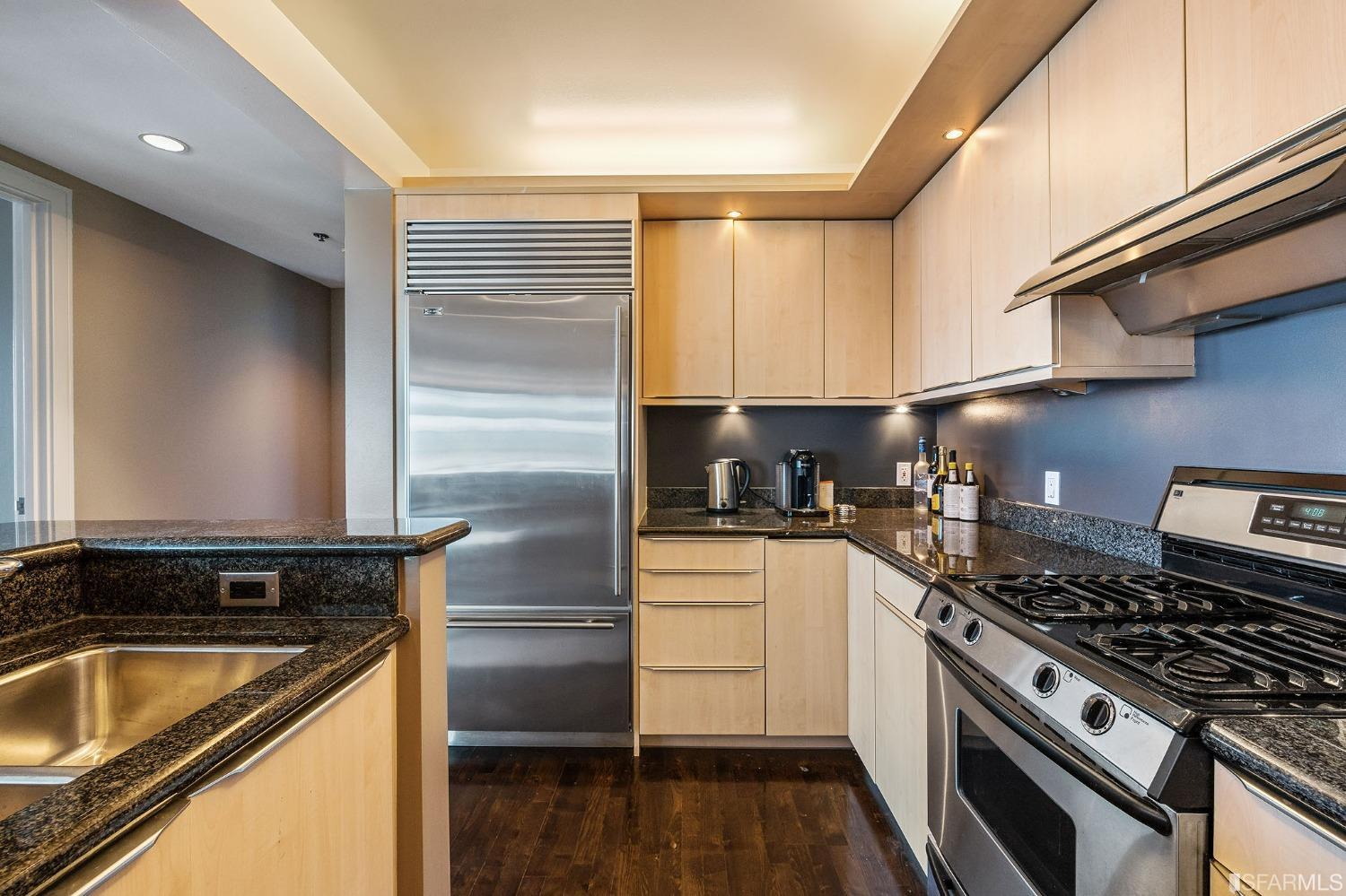 Detail Gallery Image 11 of 19 For 229 Brannan St 7a,  San Francisco,  CA 94105 - 2 Beds | 2 Baths