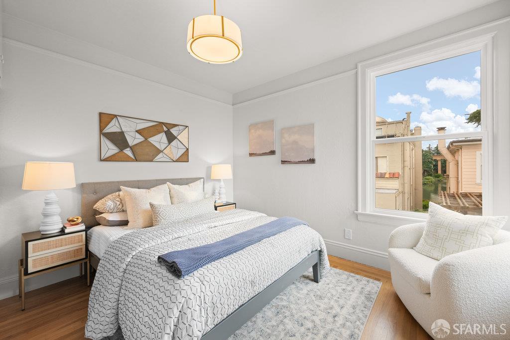 Detail Gallery Image 40 of 54 For 2270 Beach St, San Francisco,  CA 94123 - 3 Beds | 3/1 Baths