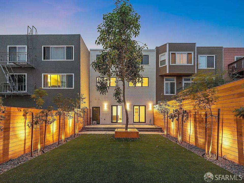 Detail Gallery Image 3 of 95 For 172 18th Ave #94121,  San Francisco,  CA 94121 - 7 Beds | 6/1 Baths