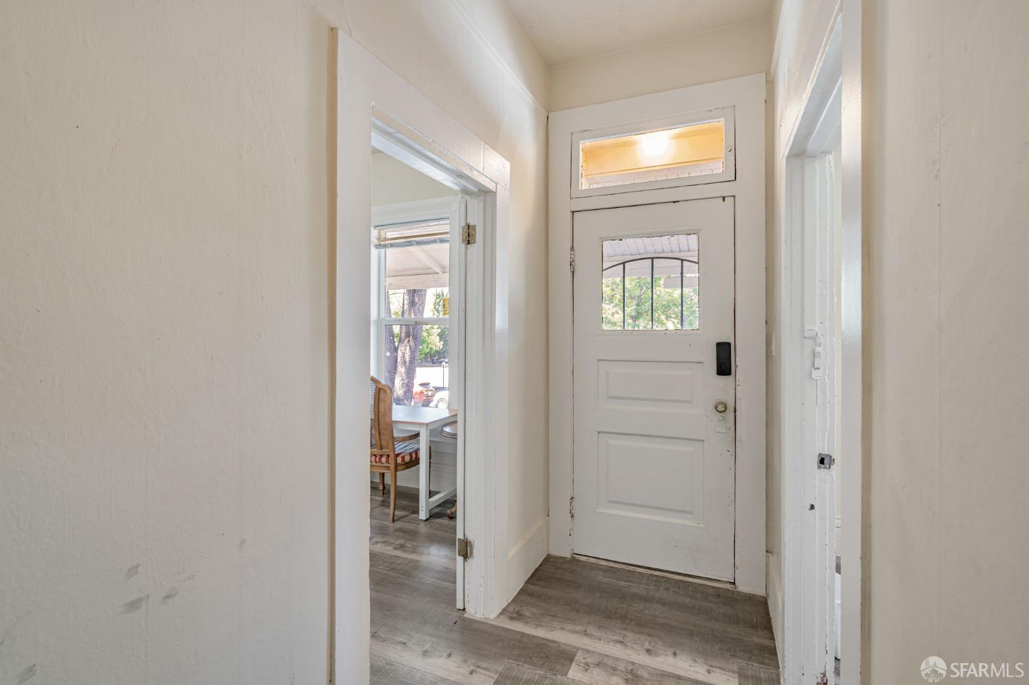 Detail Gallery Image 7 of 33 For 3233 Ellis St, Berkeley,  CA 94703 - 3 Beds | 2 Baths