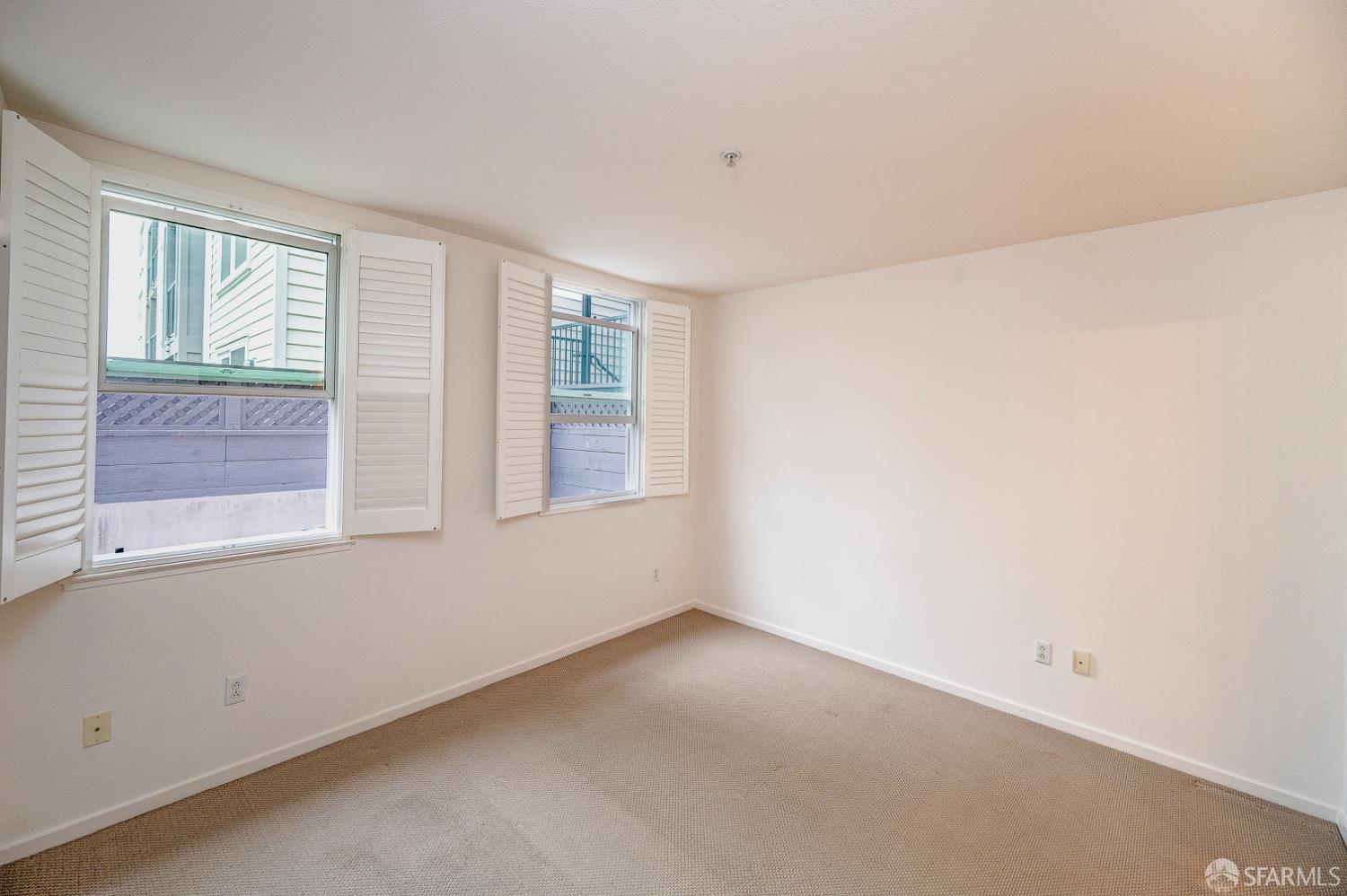 Detail Gallery Image 4 of 12 For 8400 Oceanview Ter #116,  San Francisco,  CA 94132 - 1 Beds | 1 Baths
