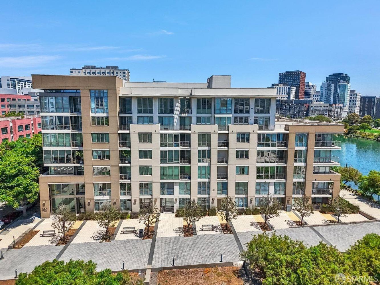 Detail Gallery Image 18 of 21 For 255 Berry St #703,  San Francisco,  CA 94158 - 2 Beds | 2 Baths