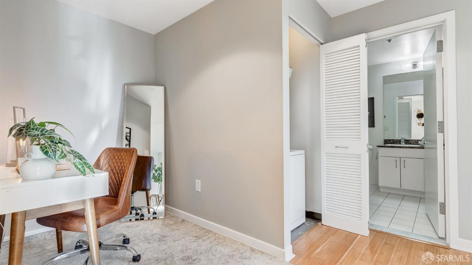 Photo #6: 425068259 Listing 