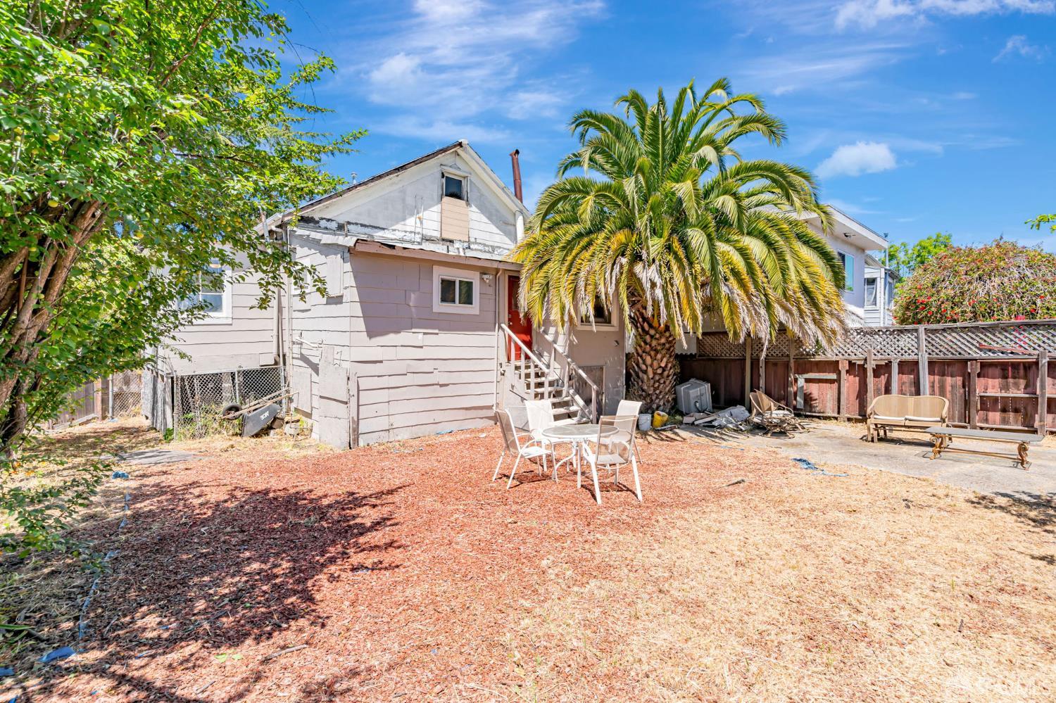 Detail Gallery Image 29 of 33 For 3233 Ellis St, Berkeley,  CA 94703 - 3 Beds | 2 Baths