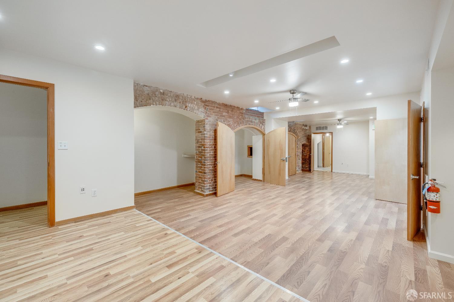 Detail Gallery Image 50 of 59 For 883 Sacramento St, San Francisco,  CA 94108 - – Beds | – Baths