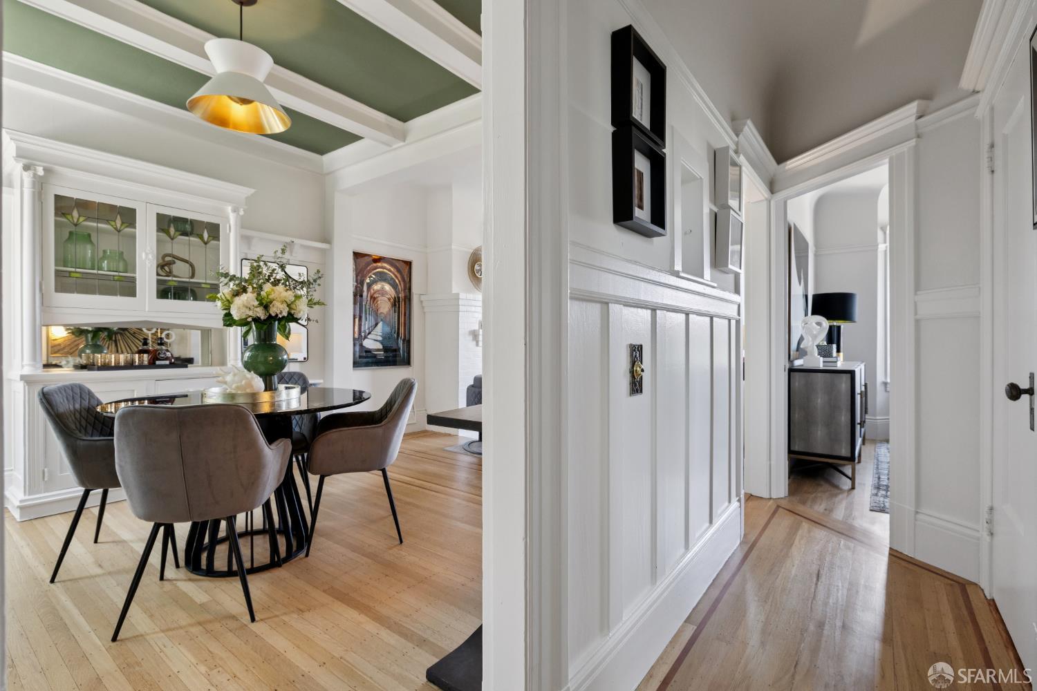 Photo #4: 425068173 Listing 