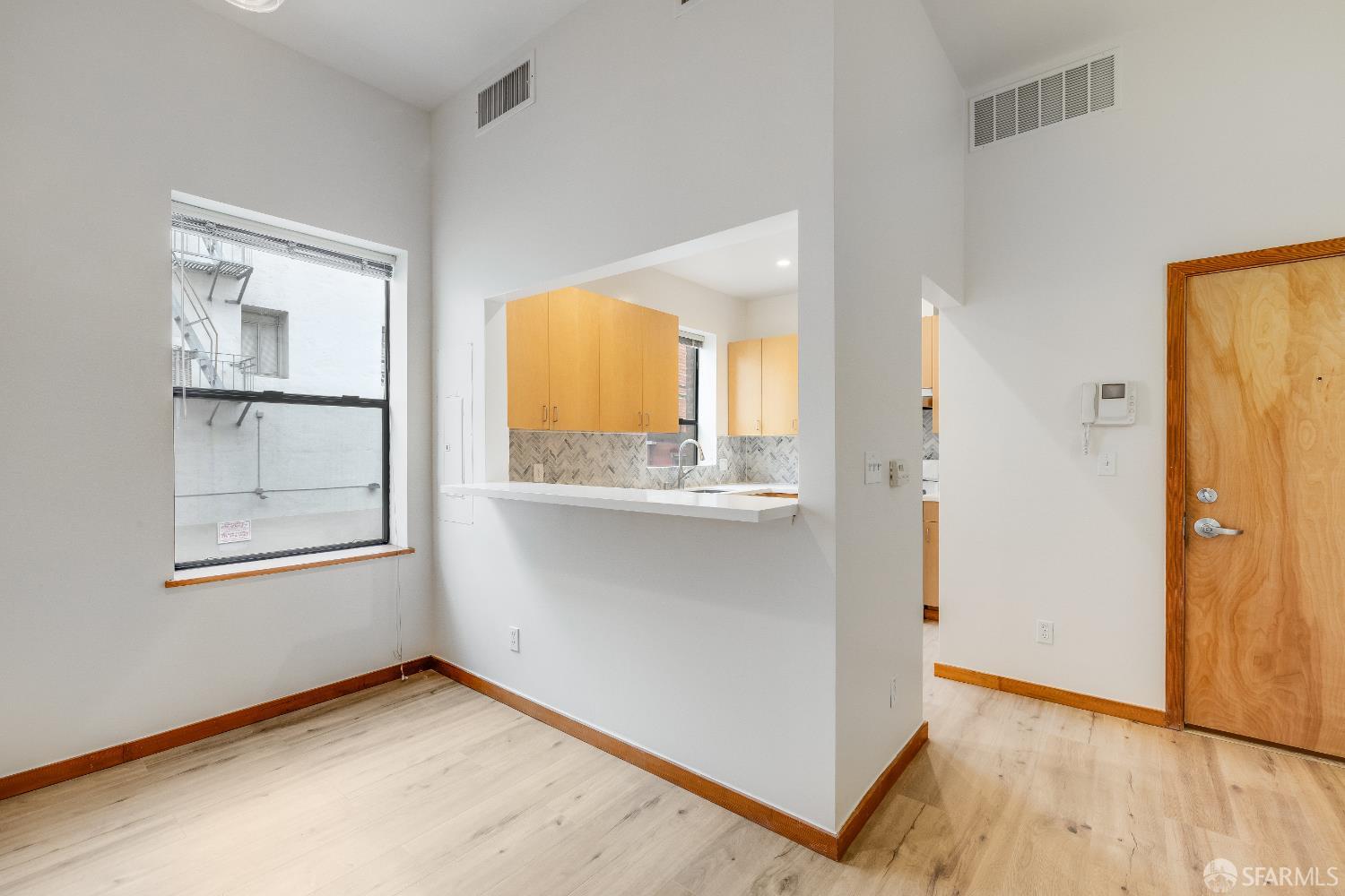 Detail Gallery Image 8 of 59 For 883 Sacramento St, San Francisco,  CA 94108 - – Beds | – Baths