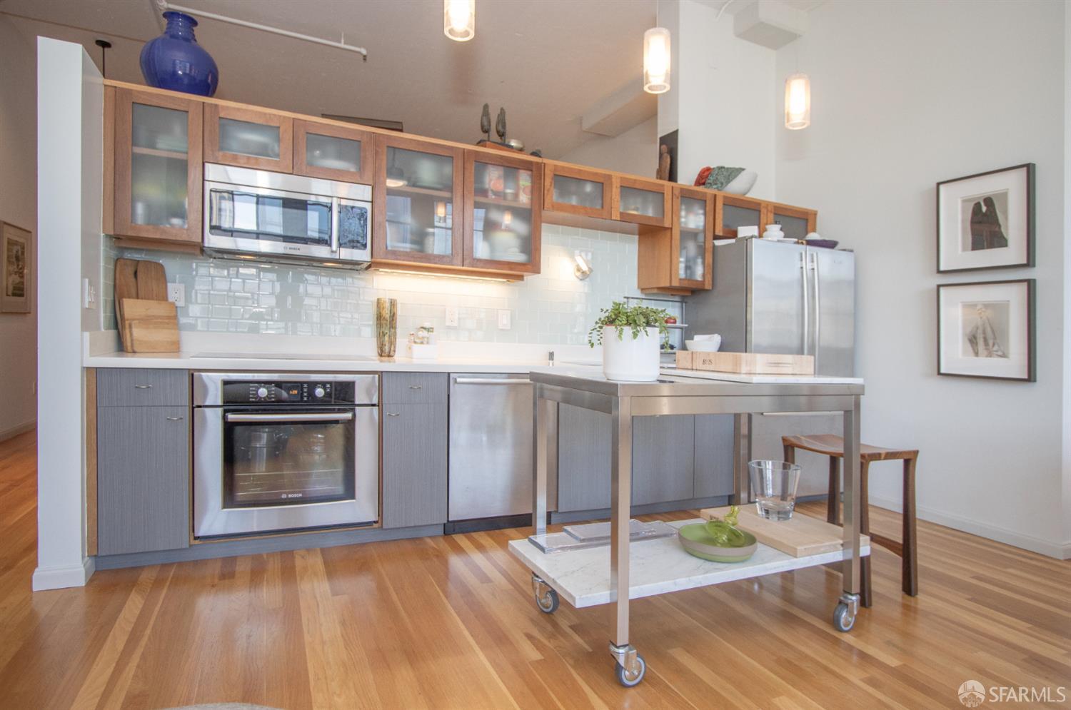 Detail Gallery Image 5 of 59 For 151 Alice B. Toklas Pl #703,  San Francisco,  CA 94109 - 1 Beds | 1 Baths