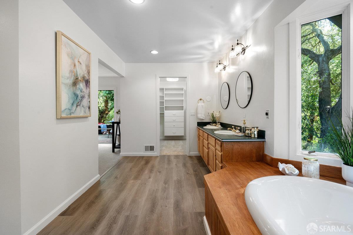 Detail Gallery Image 42 of 99 For 5262 Alhambra Valley Rd, Martinez,  CA 94553 - 5 Beds | 3/1 Baths