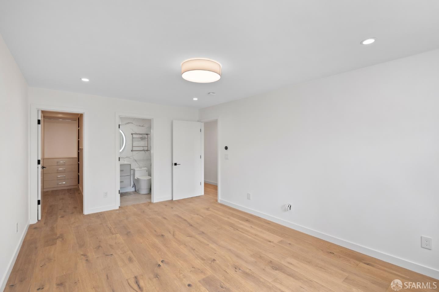Detail Gallery Image 64 of 95 For 172 18th Ave #94121,  San Francisco,  CA 94121 - 7 Beds | 6/1 Baths