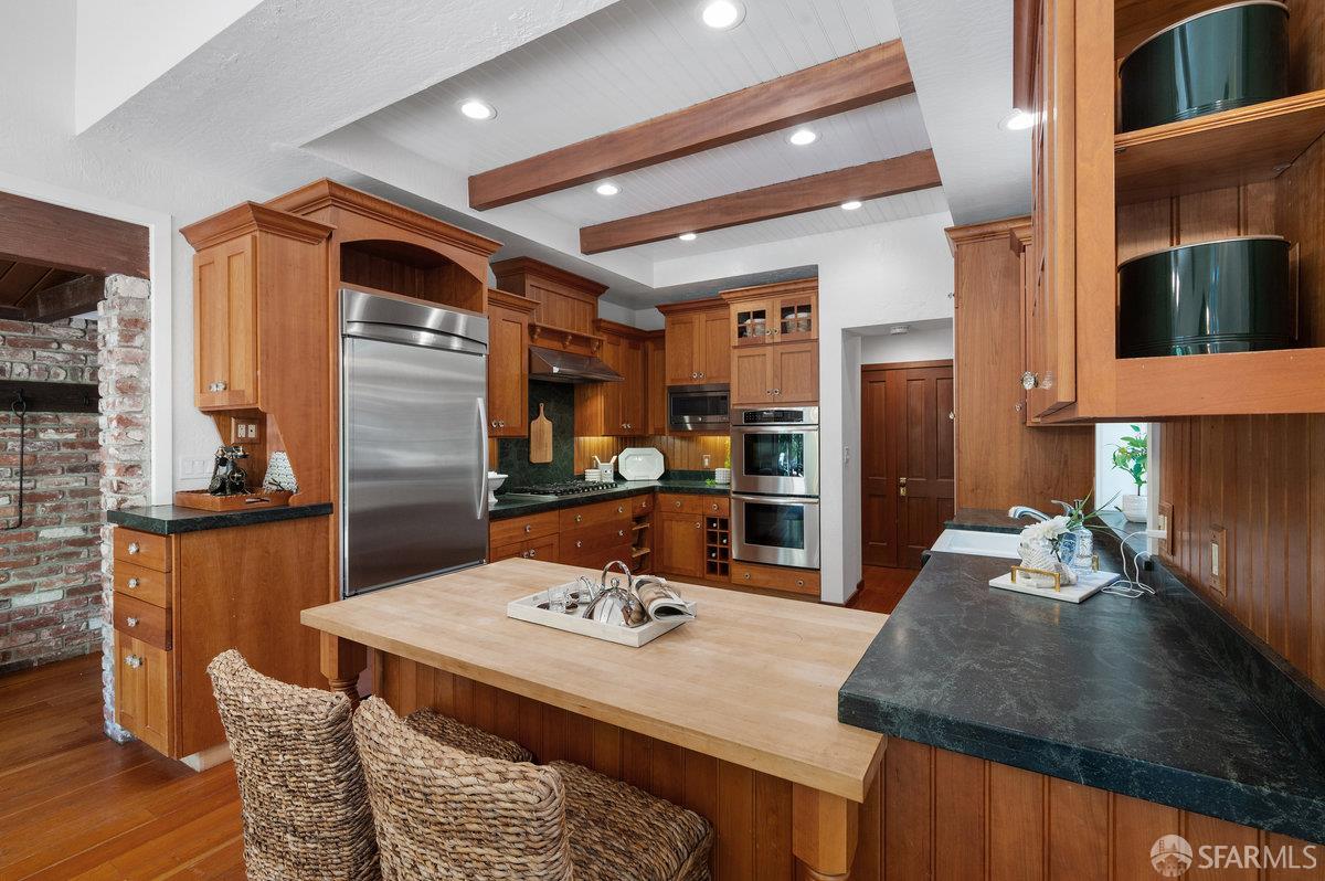 Detail Gallery Image 20 of 99 For 5262 Alhambra Valley Rd, Martinez,  CA 94553 - 5 Beds | 3/1 Baths