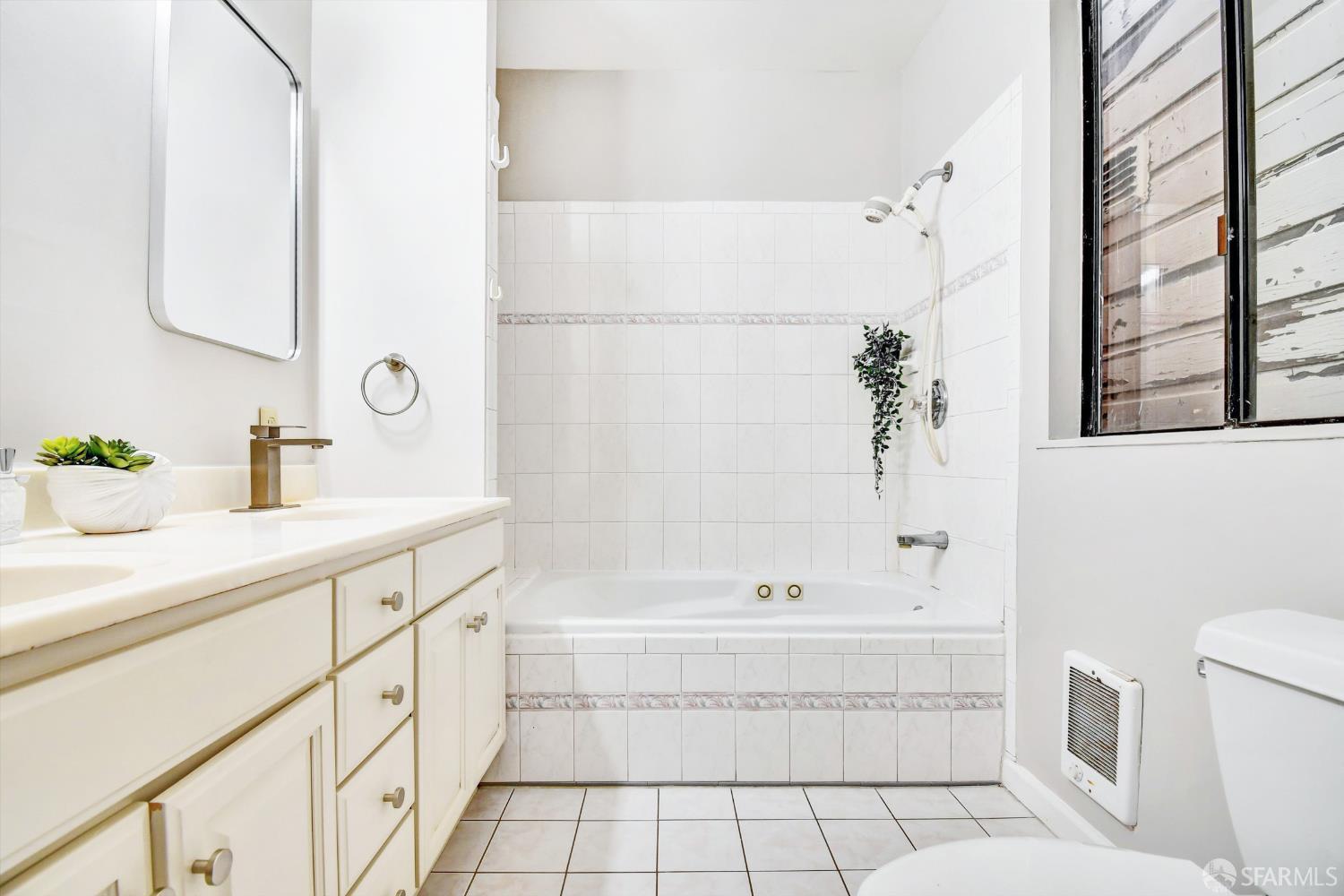Detail Gallery Image 28 of 60 For 900 Huron Ave, San Francisco,  CA 94112 - 4 Beds | 3 Baths
