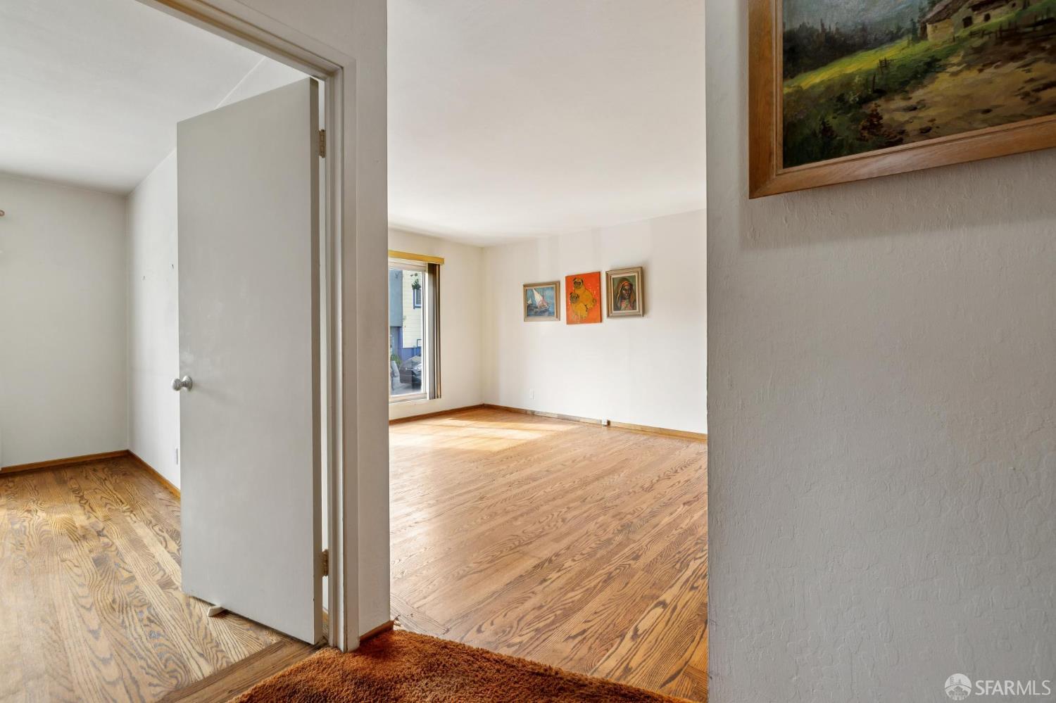 Detail Gallery Image 4 of 28 For 151 Putnam St, San Francisco,  CA 94110 - 2 Beds | 1 Baths