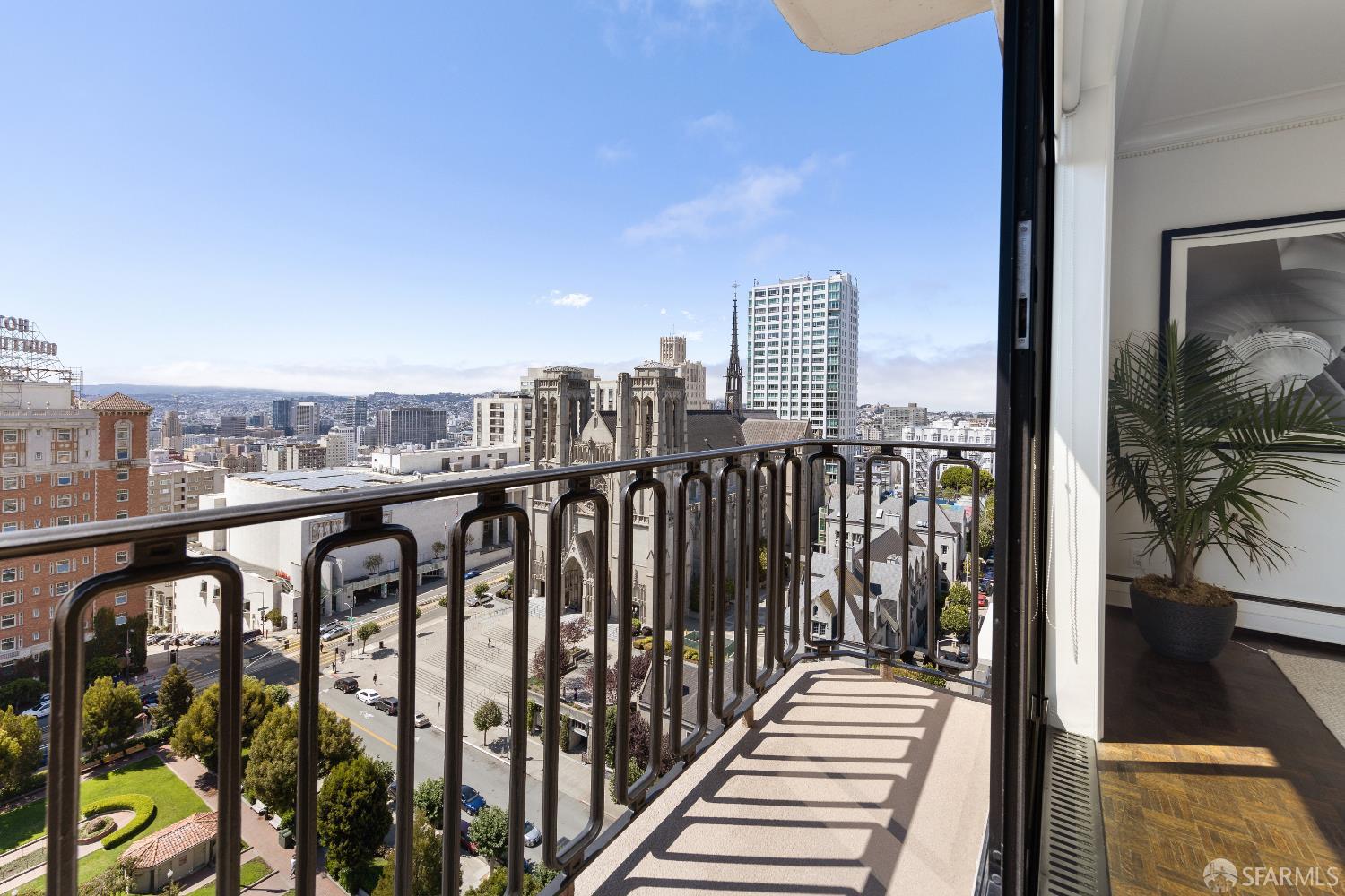 Photo #11: 425066307 Listing: Photo #11